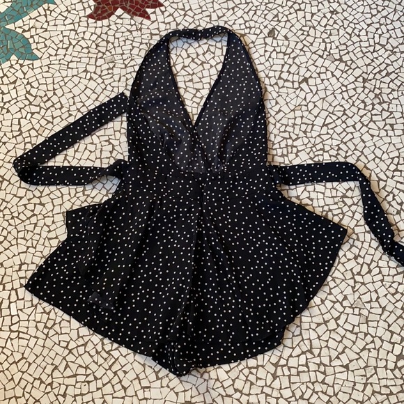 Pretty Little Thing Polka Dot Playsuit - Picture 9 of 9